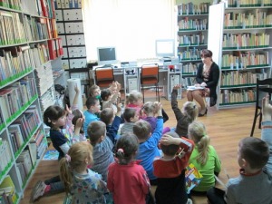 Przedszkolaki w Bibliotece